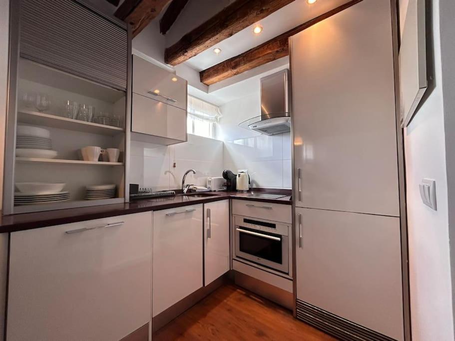 Emblematic Flat In - Arenal Apartament