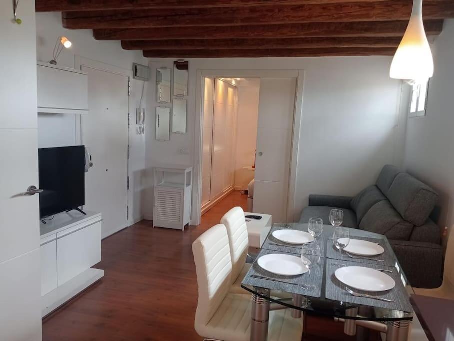 Emblematic Flat In - Arenal Madryt